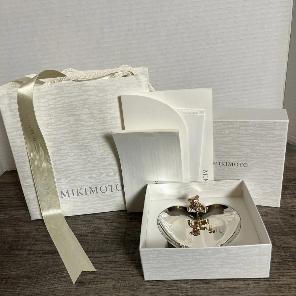 Mikimoto luxury gift